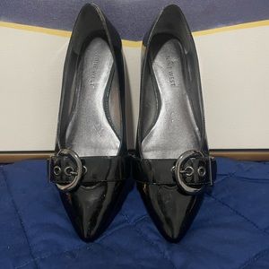 Black Nine West flats